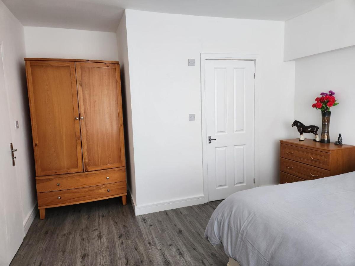 וורינגטון White House Ensuite Double Bedroom מראה חיצוני תמונה