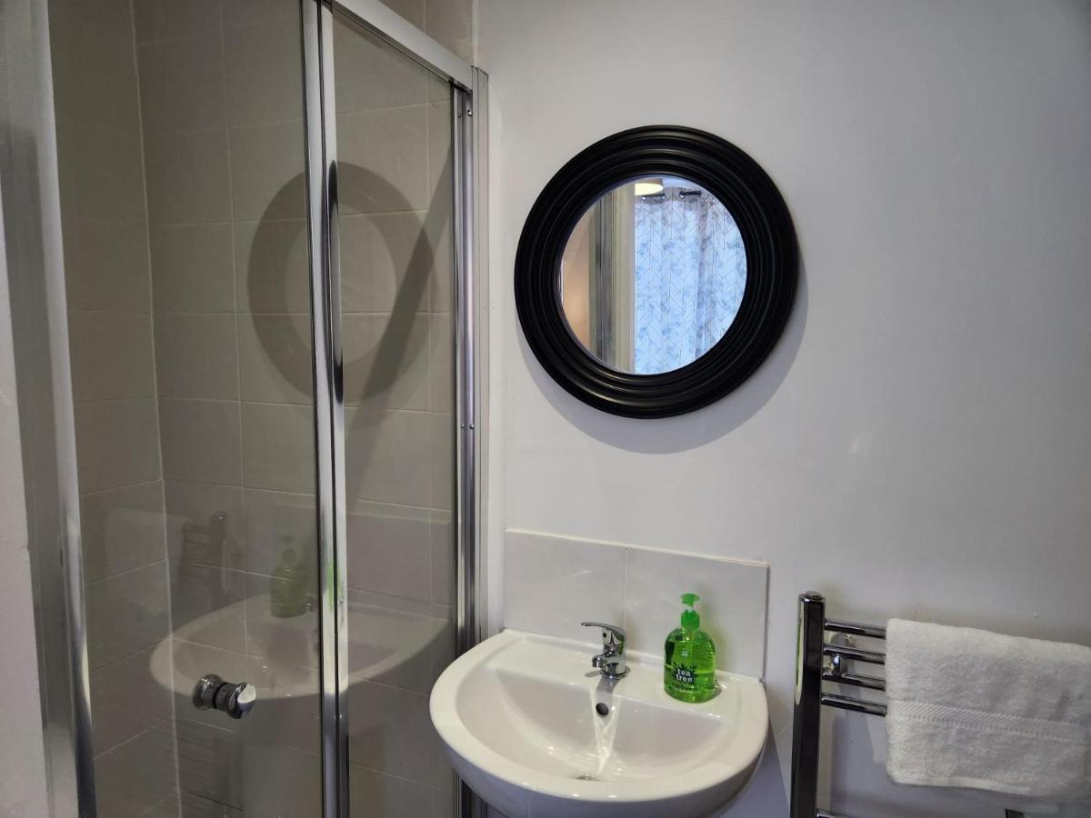 וורינגטון White House Ensuite Double Bedroom מראה חיצוני תמונה