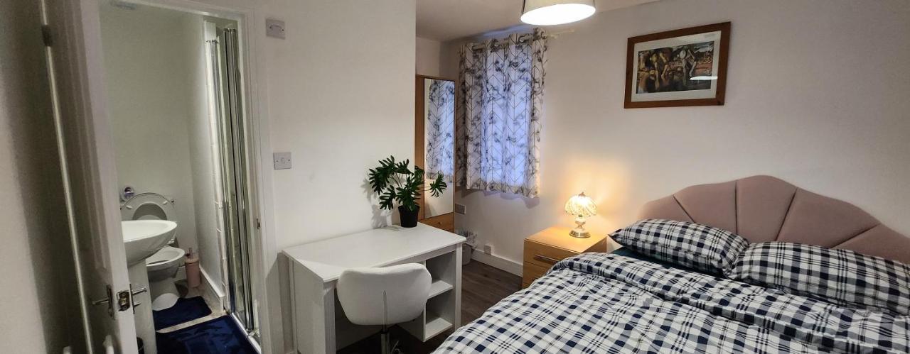 וורינגטון White House Ensuite Double Bedroom מראה חיצוני תמונה
