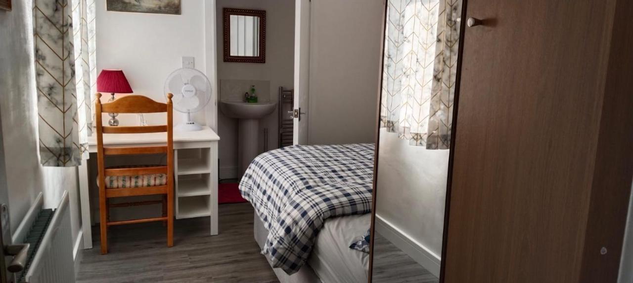 וורינגטון White House Ensuite Double Bedroom מראה חיצוני תמונה
